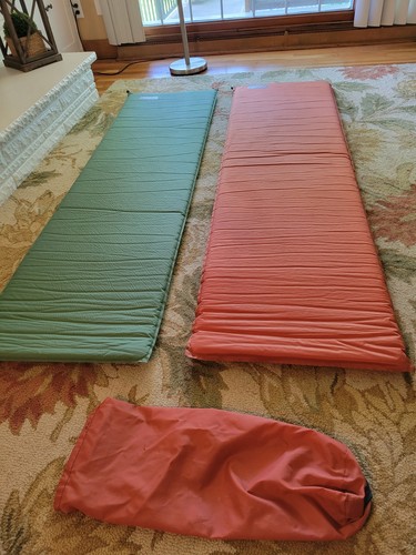 Lot vtg thermarest - of, 2